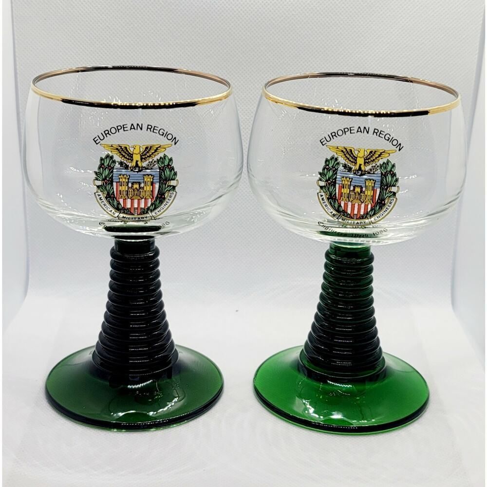 Vtg 2 Wine Glass Goblet Gold Trim Green‎ Swirl Stem Engineers Oberammerg Germany